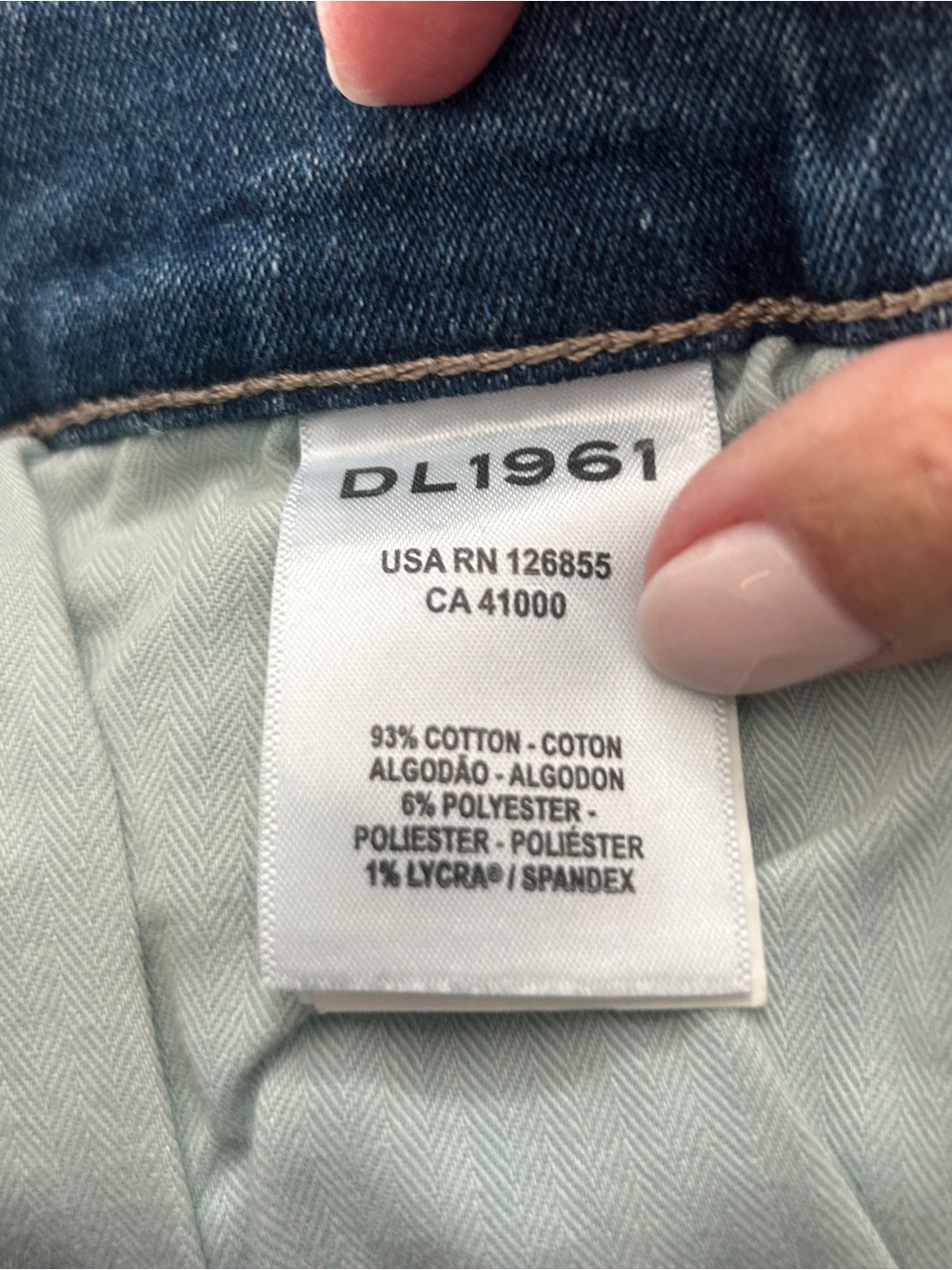 DL1961 NWOT Mid Wash Flare Jeans - Picture 8 of 10